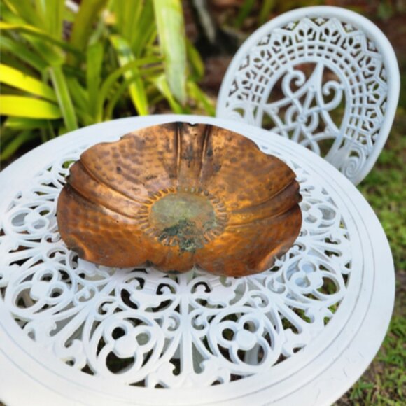 Vintage Georgian Copper #316 Hammered Round Bowl 15.5"x3.5" - Picture 5 of 10